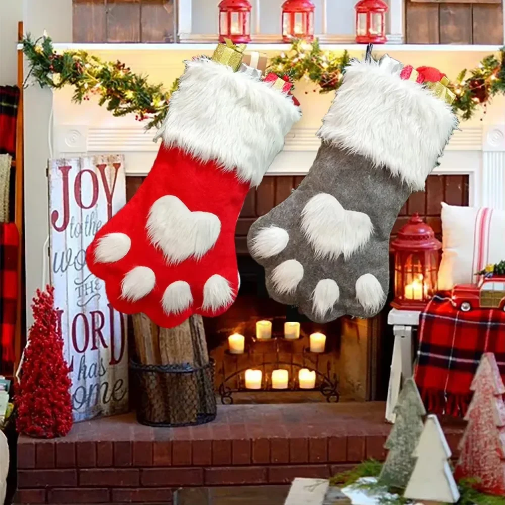 Christmas Stockings Paw Print  - đánh giá và giá Christmas Stocking Hanging