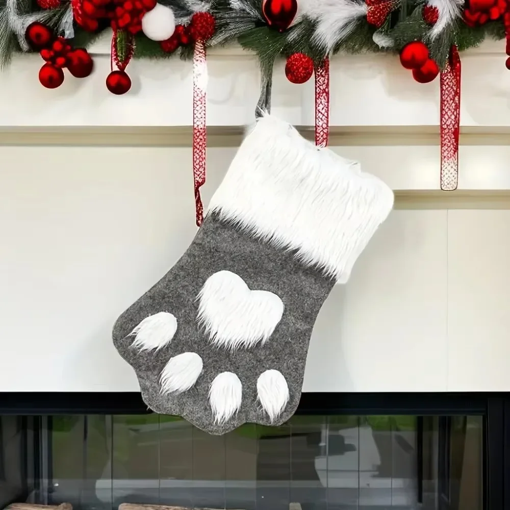 Christmas Stockings Paw Print  - đánh giá và giá Christmas Stocking Hanging