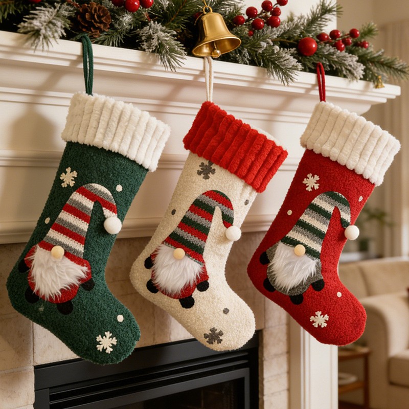 Large Faceless Old Man Christm - đánh giá và giá Christmas Stocking Hanging